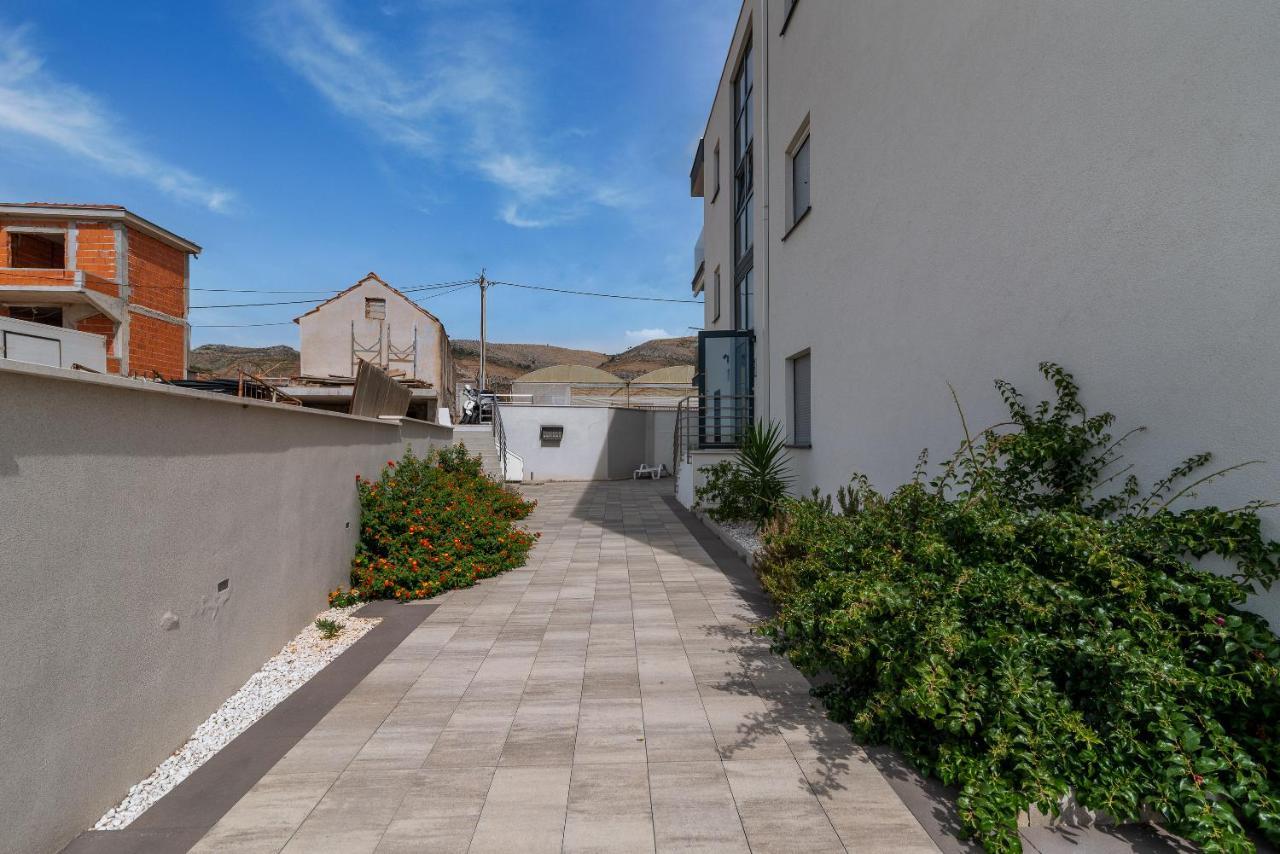 Apartman Lorena Trogir Dış mekan fotoğraf