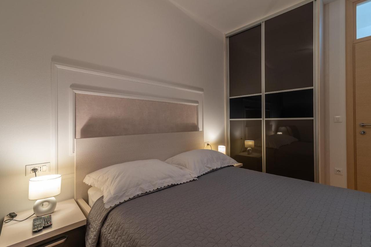 Apartman Lorena Trogir Dış mekan fotoğraf