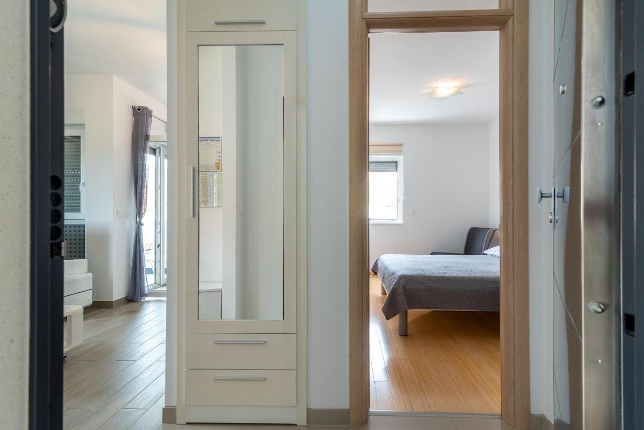 Apartman Lorena Trogir Dış mekan fotoğraf