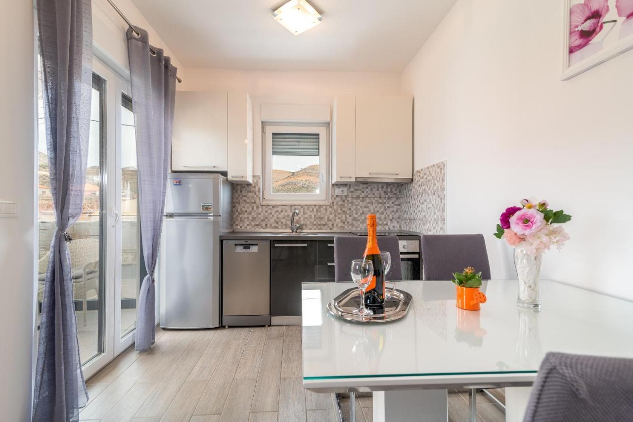 Apartman Lorena Trogir Dış mekan fotoğraf