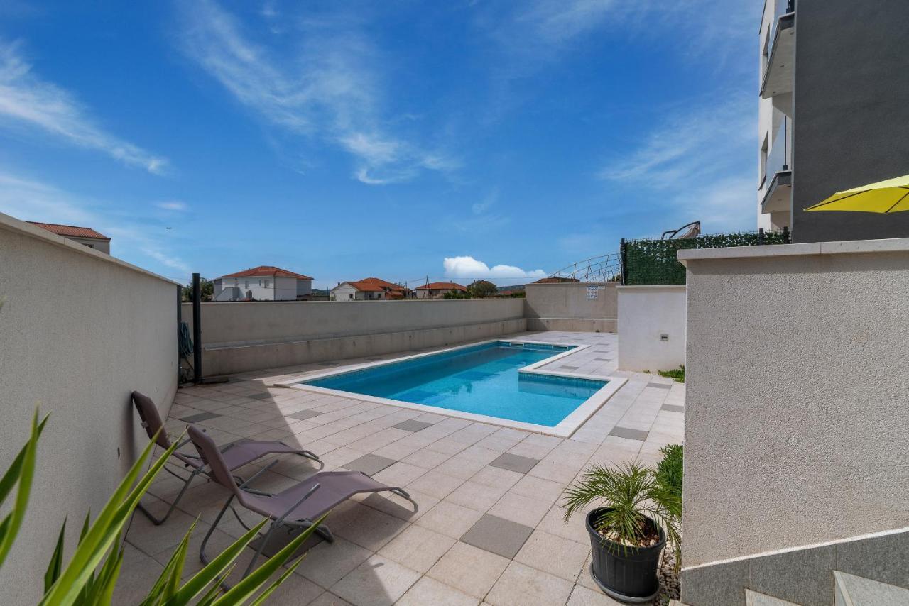 Apartman Lorena Trogir Dış mekan fotoğraf